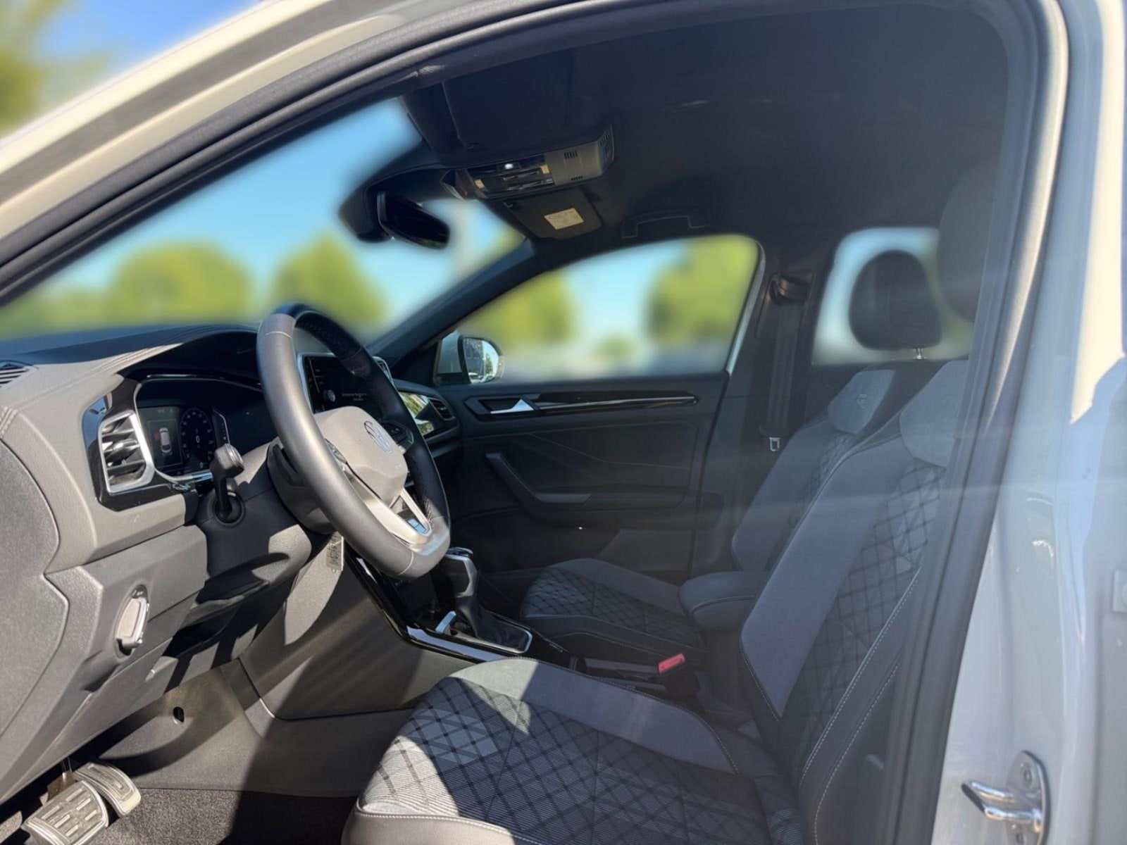 Volkswagen T-Roc – Bild 13