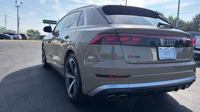 2027 Audi SQ8