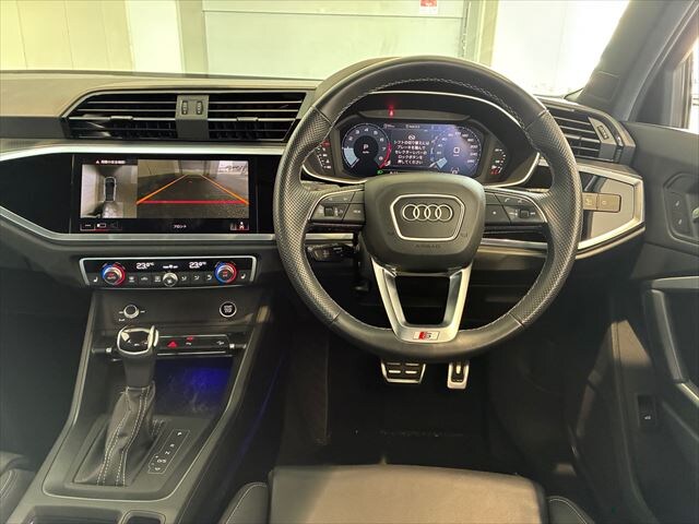 Audi Q3 35 TFSI S line 110(150) kW(PS) S tronic for more details contact your dealer