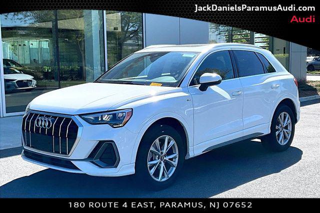 2022 Audi Q3 45 TFSI S Line Premium quattro's photo