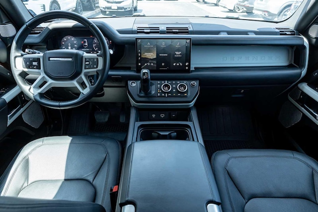 2023 Land Rover Defender
