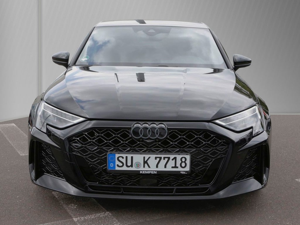 Image about Audi RS 3 Limousine TFSI quattro S tronic