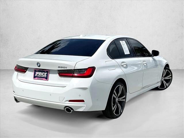 2023 BMW 330i