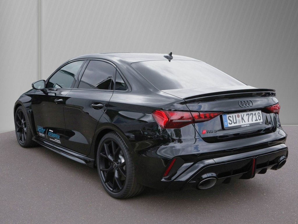 Image about Audi RS 3 Limousine TFSI quattro S tronic