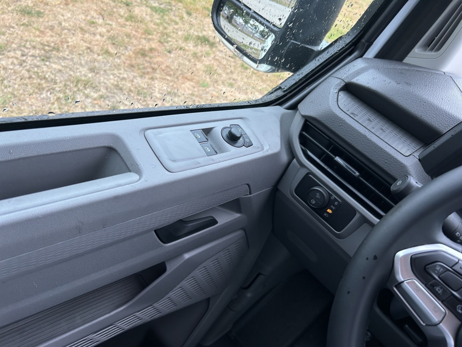 Volkswagen Transporter Kasten kurzer Radstand