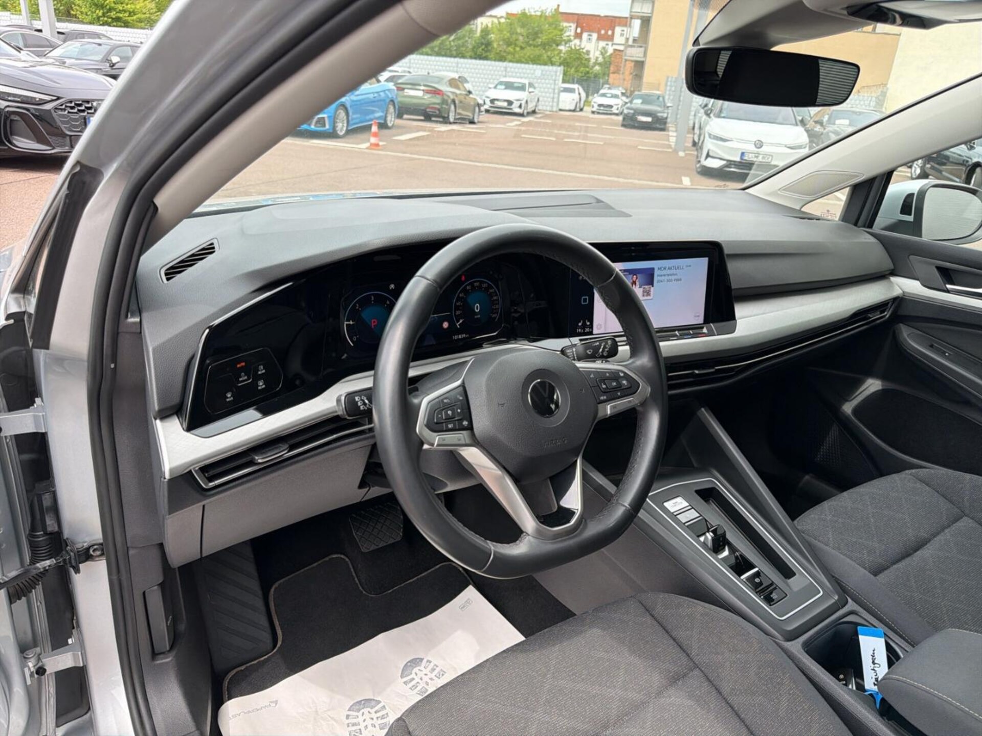 Volkswagen Golf Variant Life