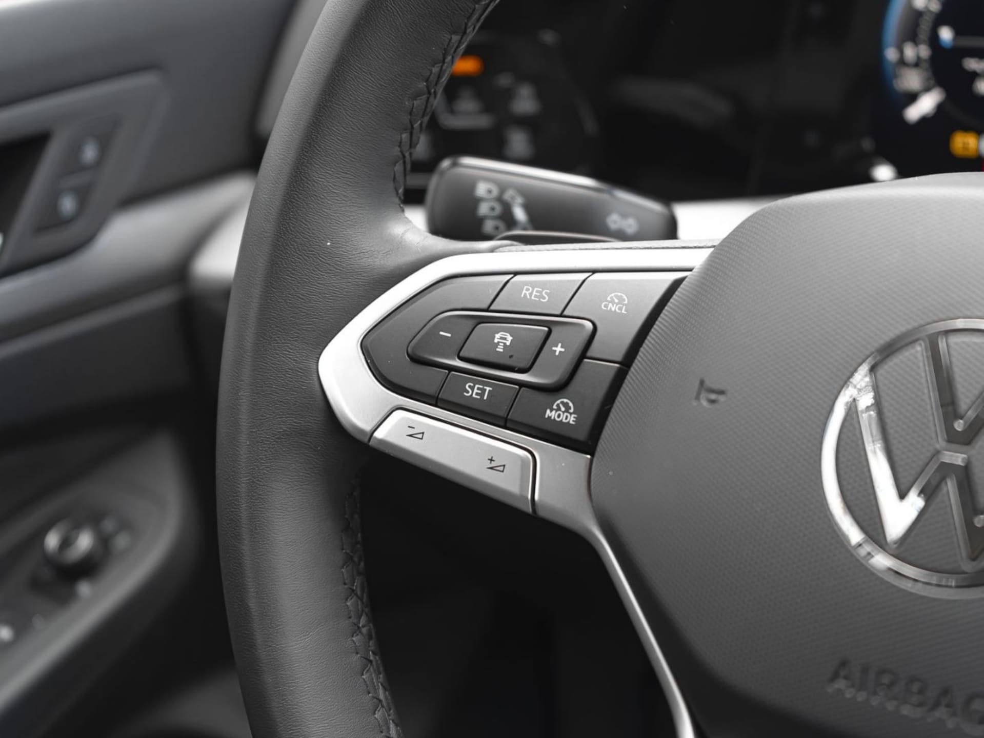 Volkswagen Golf Style