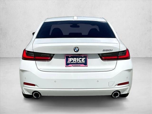 2023 BMW 330i