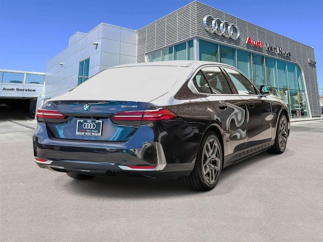 2024 BMW i5