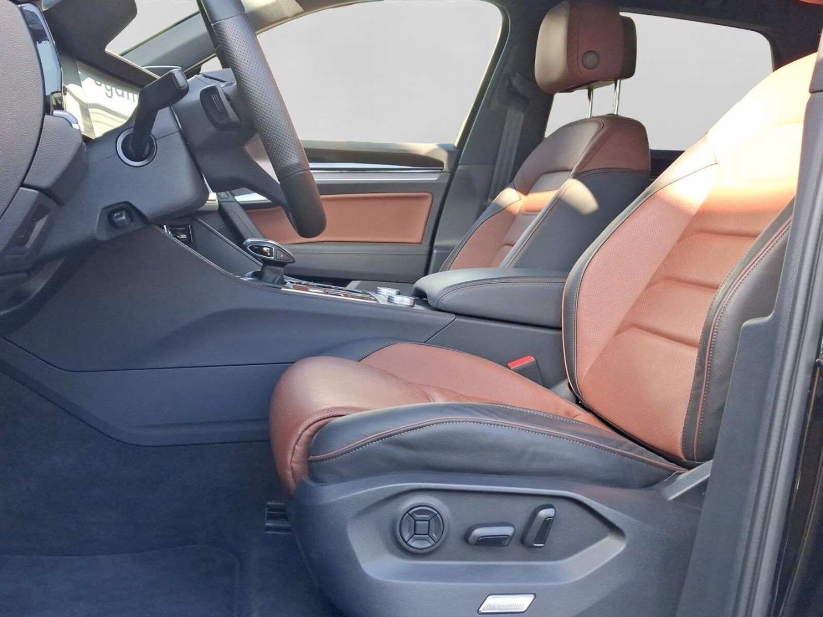 Volkswagen Touareg – Bild 13