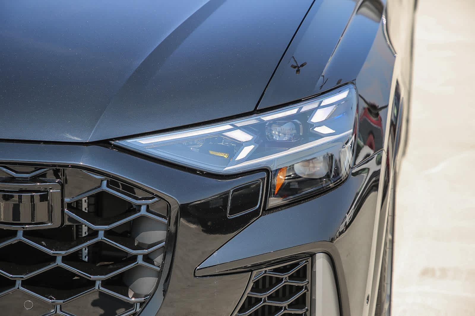 2025 Audi RS Q8 Base - Photo 7