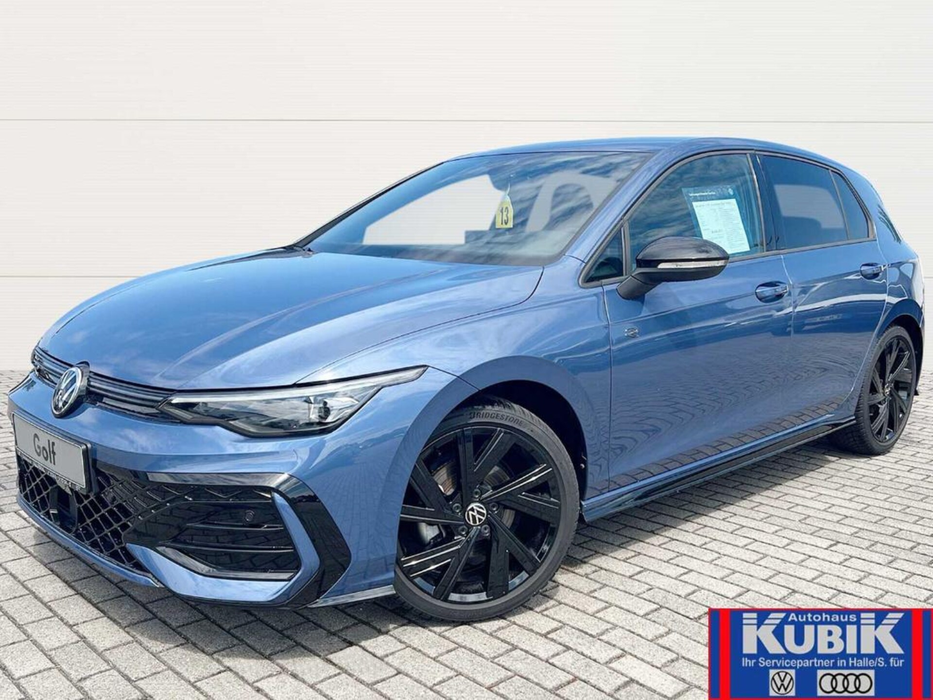 Volkswagen Golf R-Line