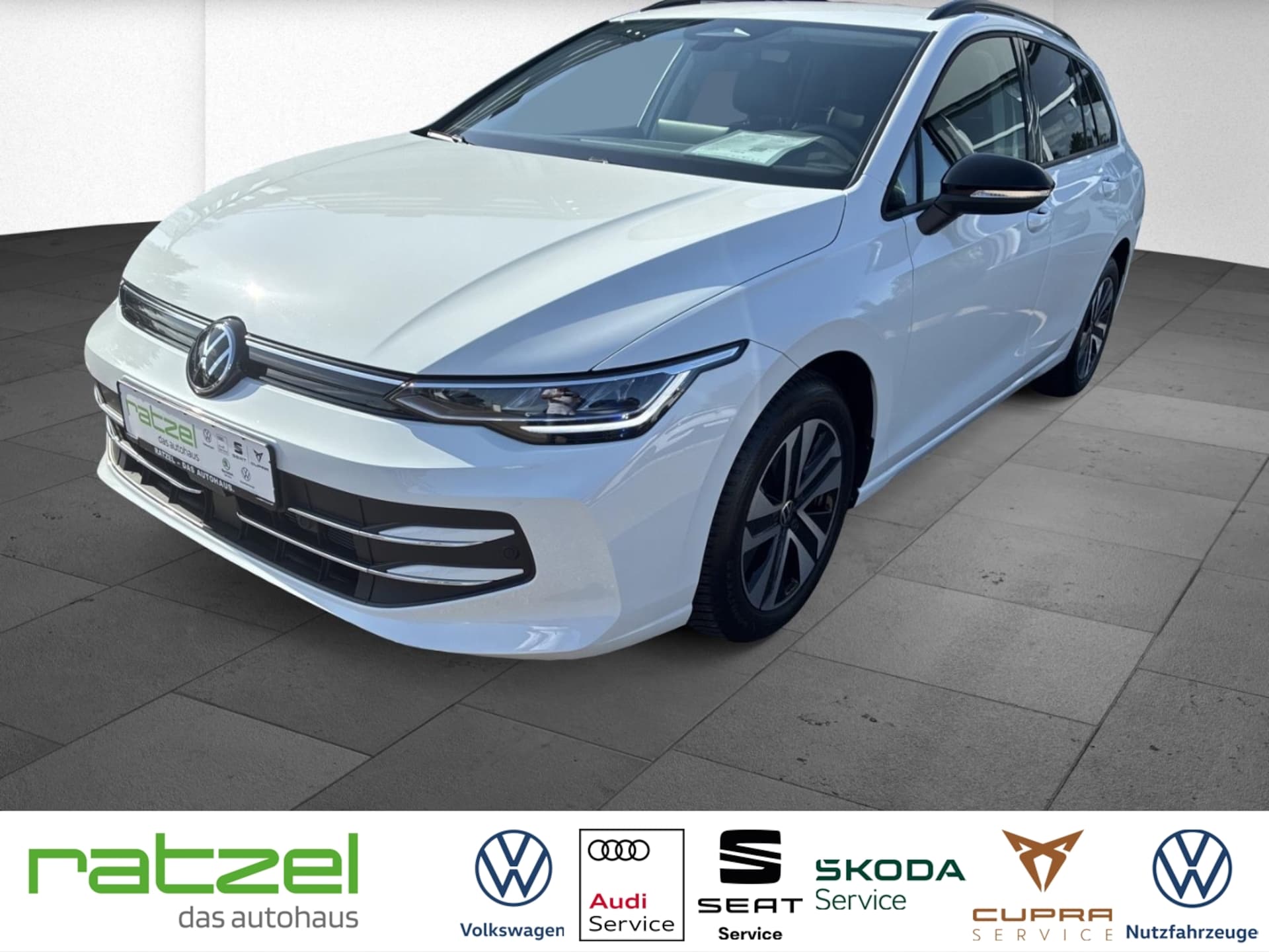 Volkswagen Golf Variant — Volkswagen Golf Variant 1.5 eTSI DSG ENERGY AHK+NAVI+Digitales Cockpit