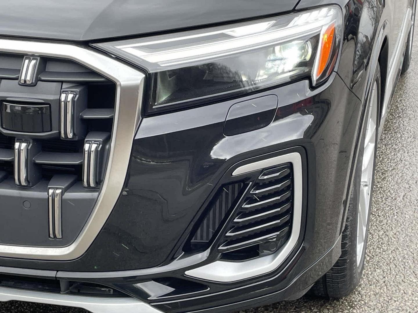 2025 Audi Q7 Premium Plus - Photo 9