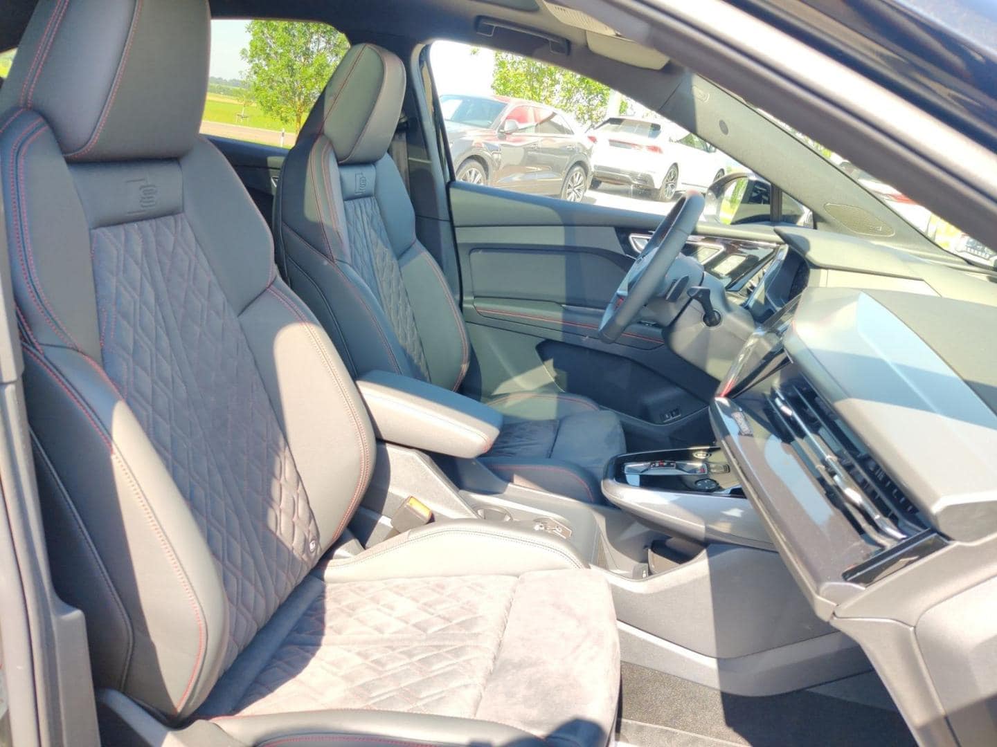 Image about Audi Q4 Sportback e-tron 55 e-tron quattro