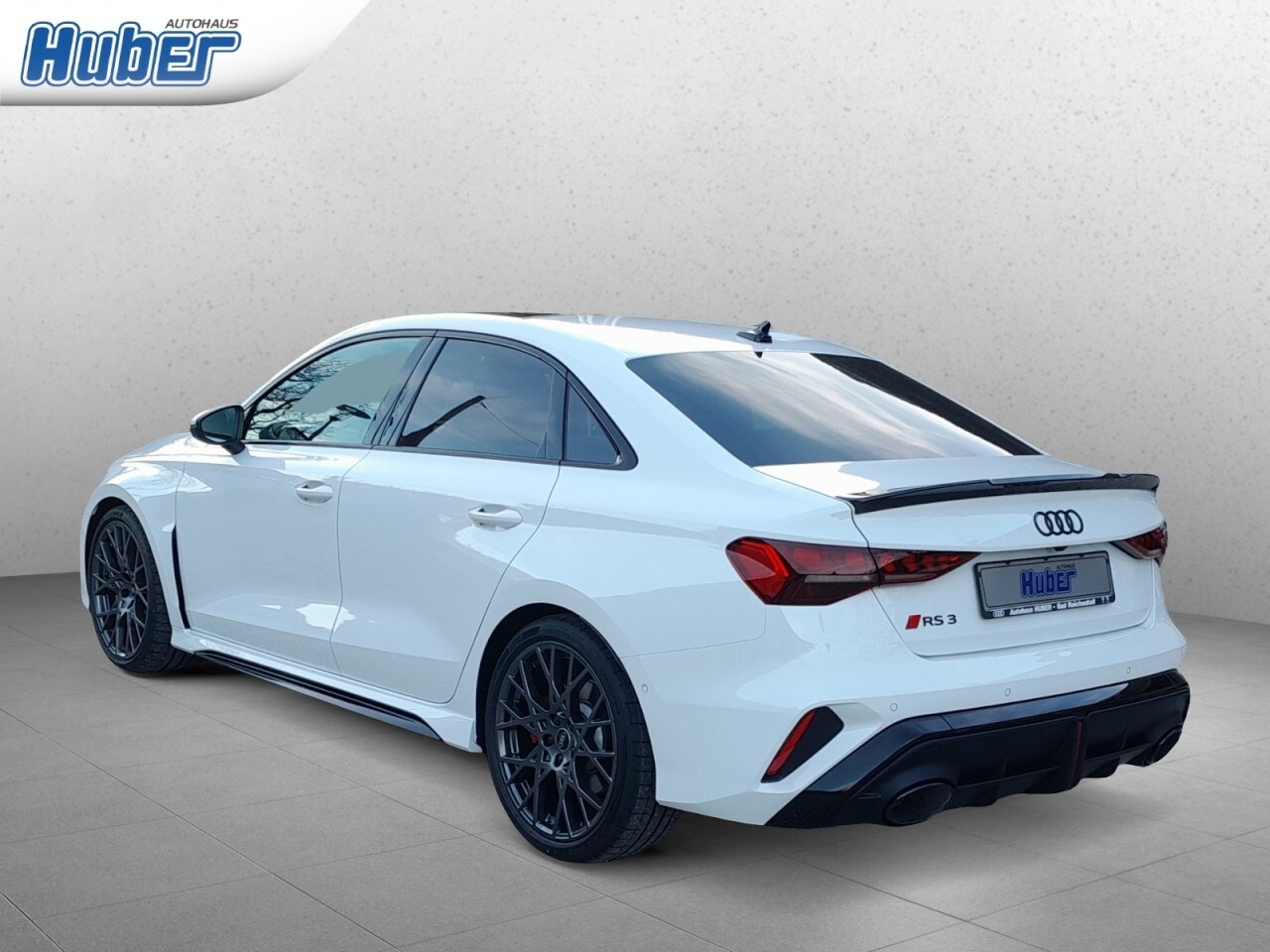 Image about Audi RS 3 Limousine TFSI quattro S tronic