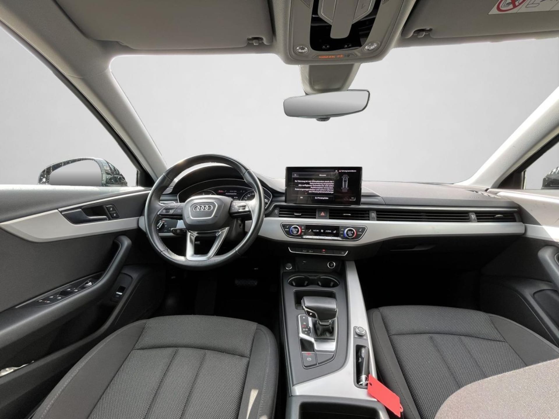 Audi A4 Avant S line