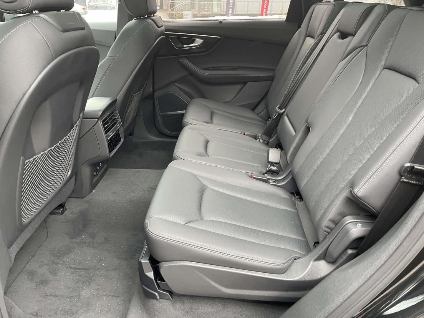 2025 Audi Q7 Premium Plus - Photo 18