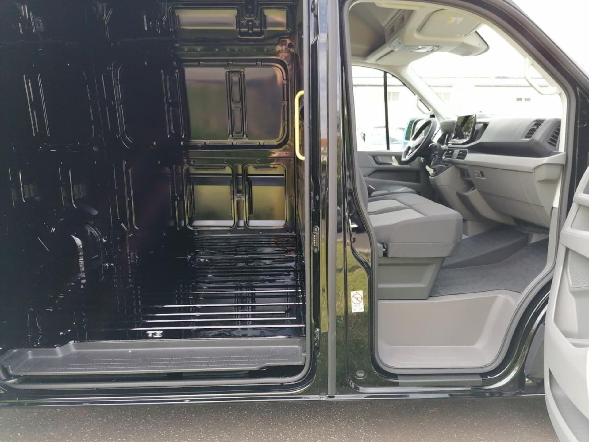 Volkswagen Crafter Kasten mittlerer Radstand