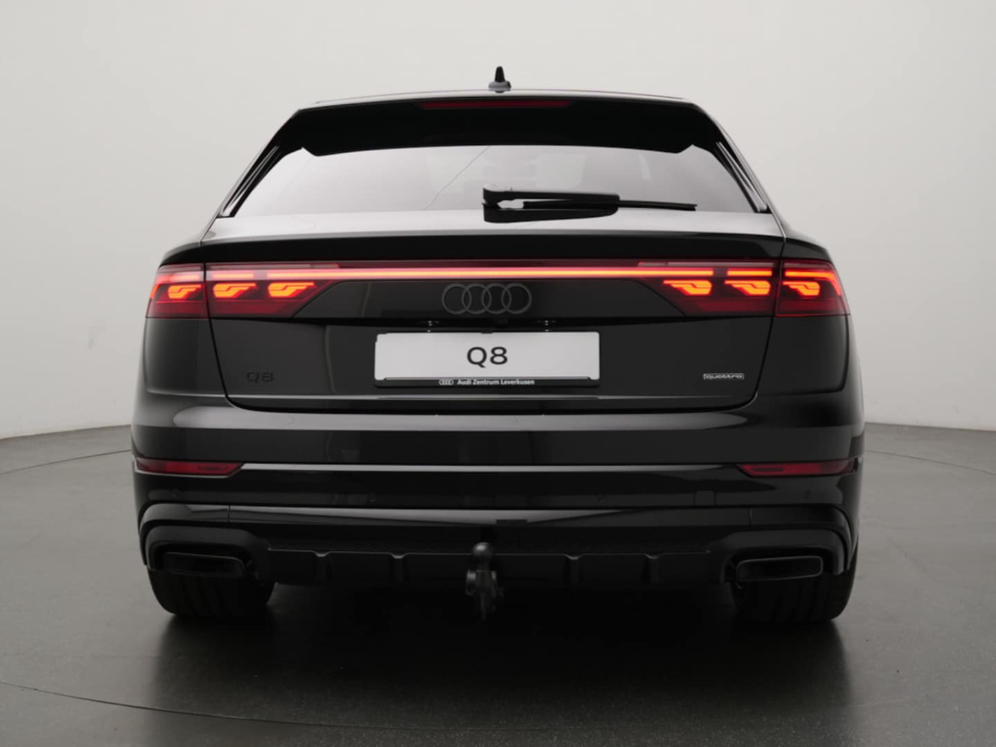 Bild über Audi Q8 SUV TFSI e S line business TFSI e quattro 360 kW tiptronic - für weitere Informationen kontaktieren Sie den Audi Partner