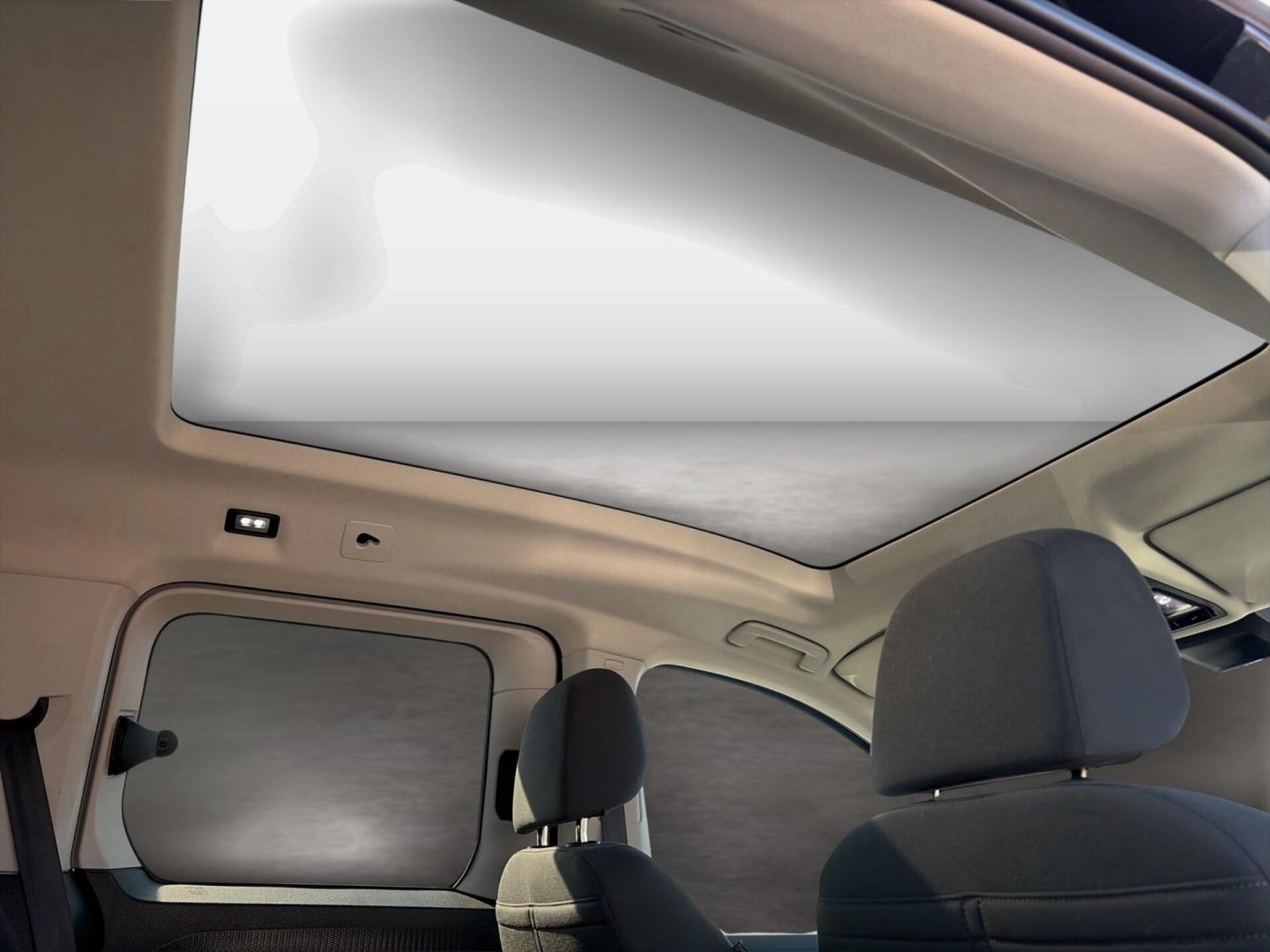 Volkswagen Caddy "Dark Label"