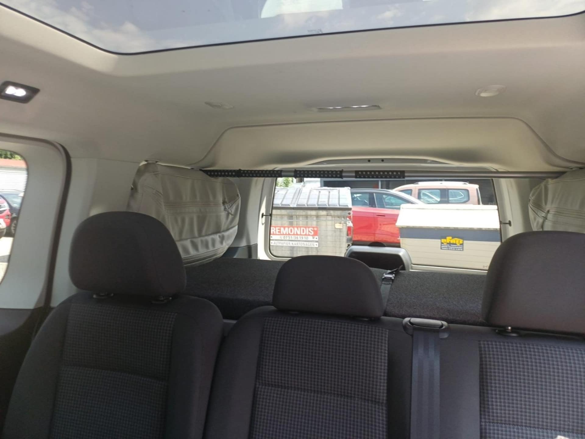 Volkswagen Caddy Maxi California