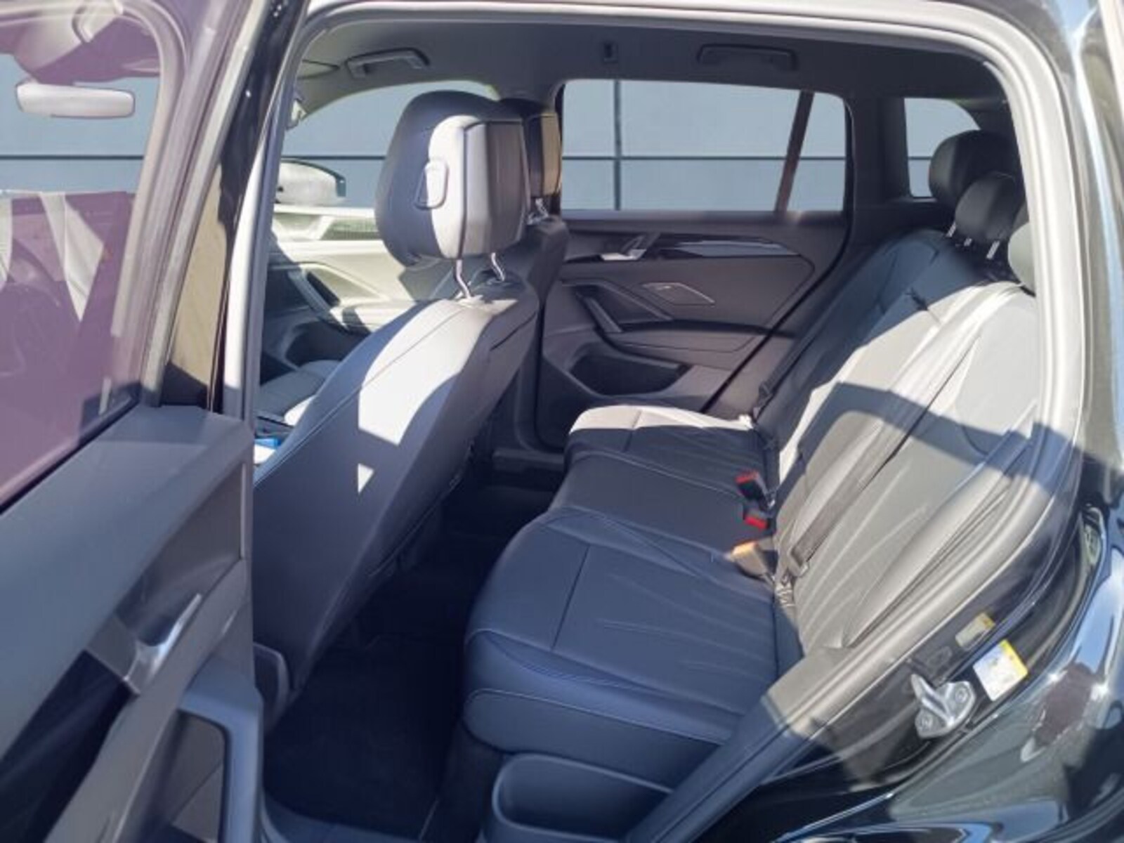 Volkswagen Tiguan – Bild 10
