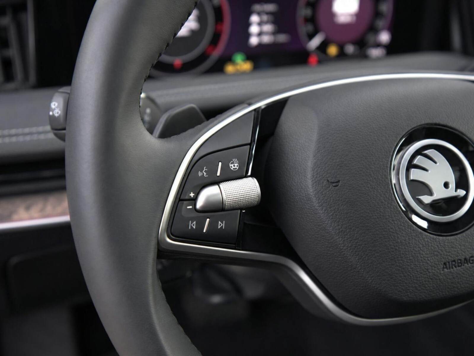 Škoda Superb Combi – Bild 14