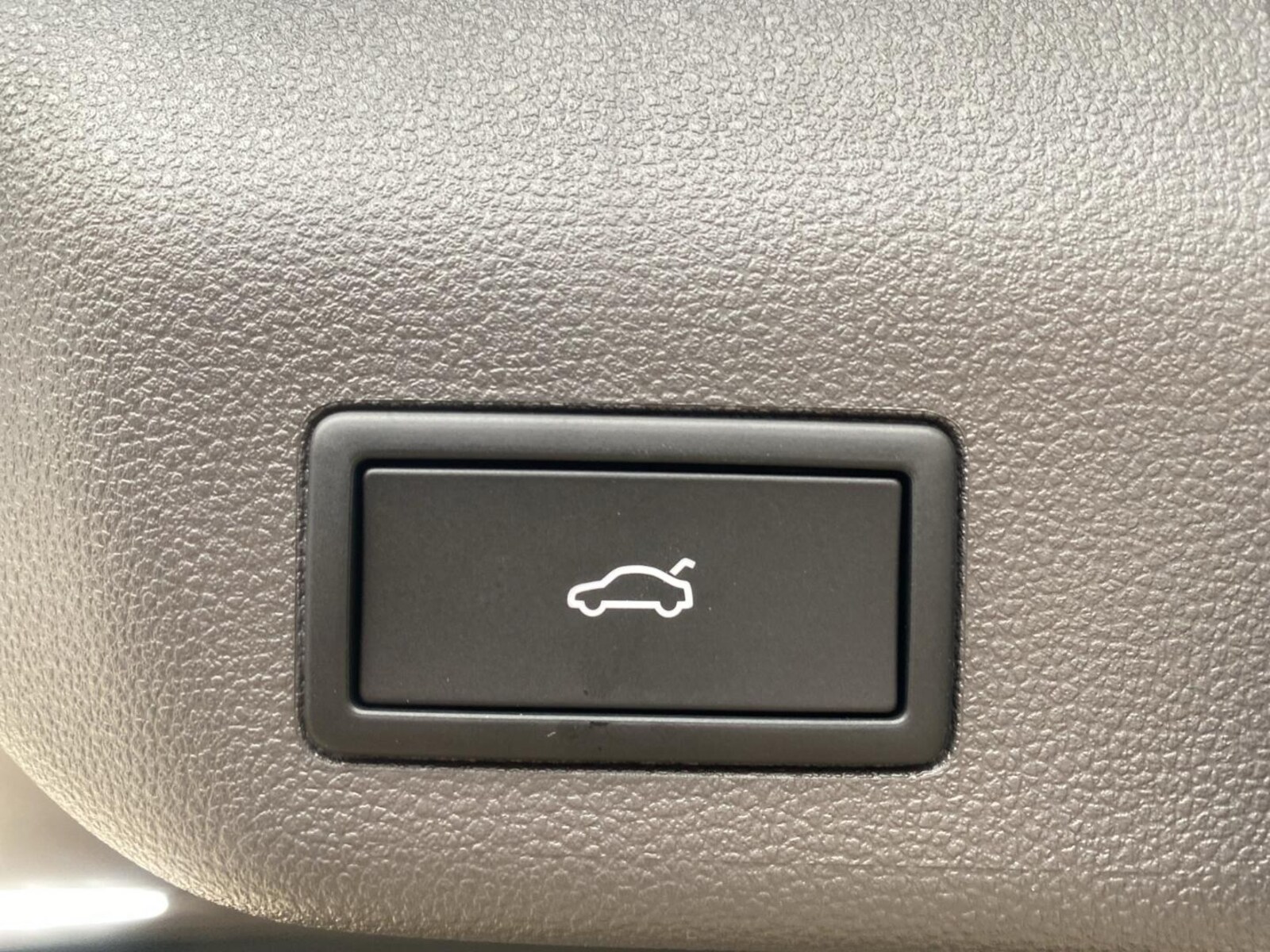 Volkswagen Multivan Langversion – Bild 15