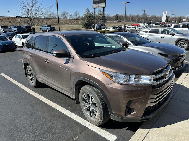 2017 Toyota Highlander
