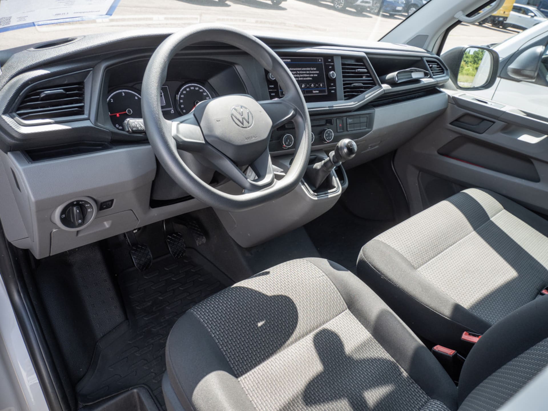 Volkswagen T6.1 Transporter Kasten kurzer Radstand