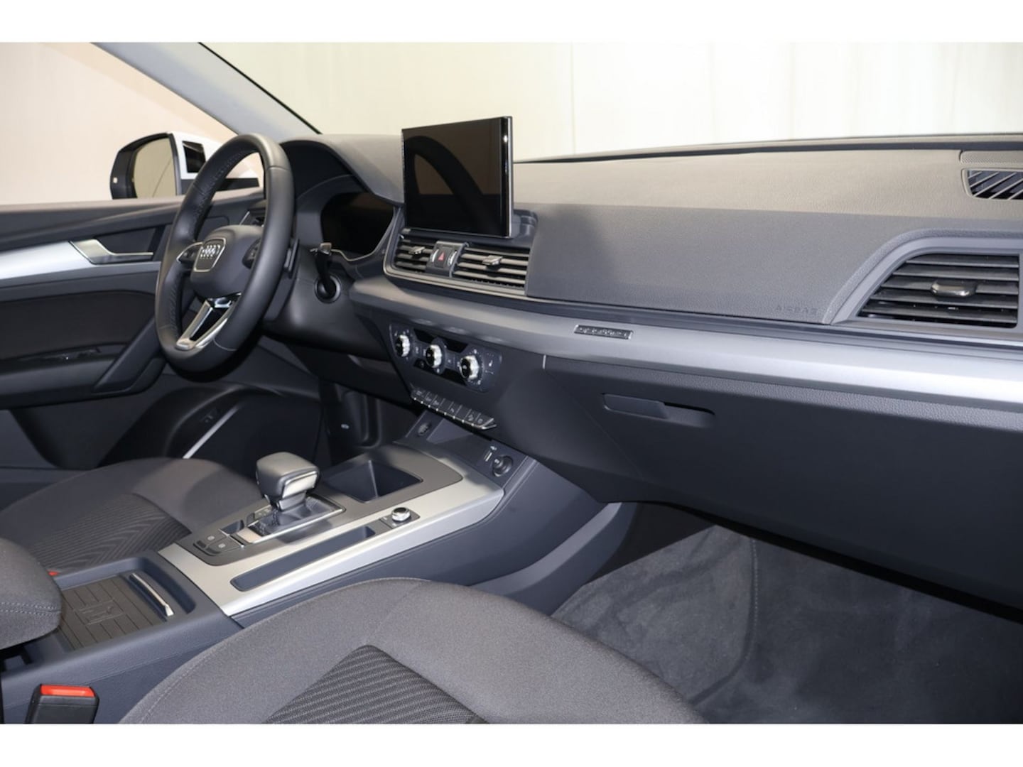 Bild über Audi Q5 Sportback 40 TDI quattro S tronic - für weitere Informationen kontaktieren Sie den Audi Partner