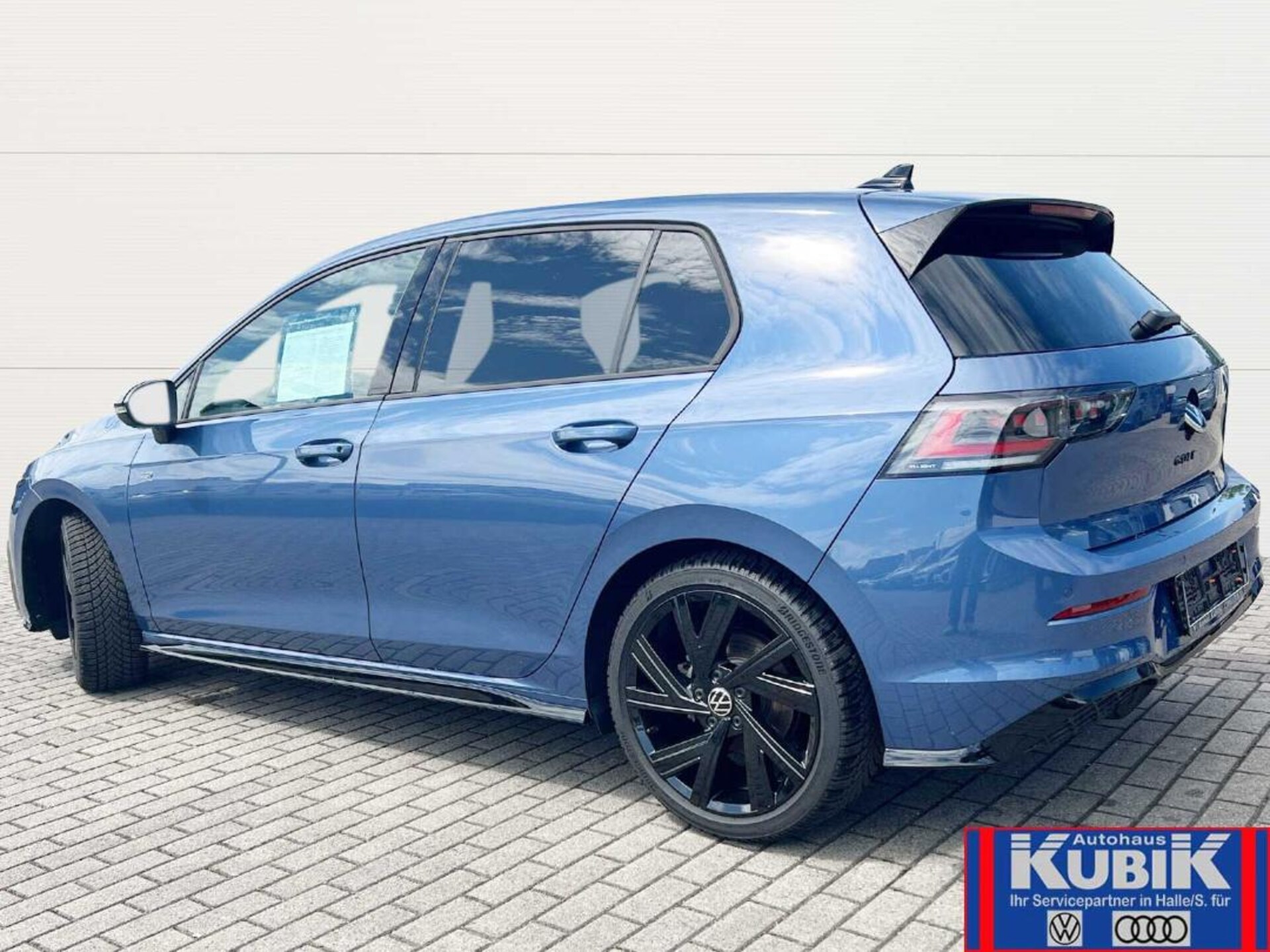 Volkswagen Golf R-Line