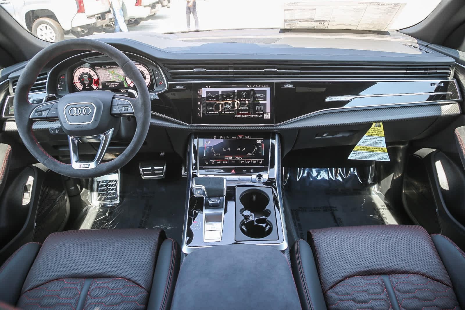 2025 Audi RS Q8 Base - Photo 14