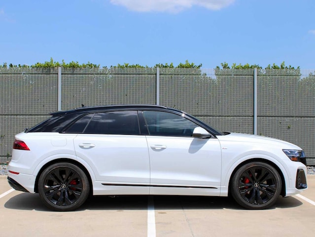 2026 Audi Q8 Premium Plus - Photo 7