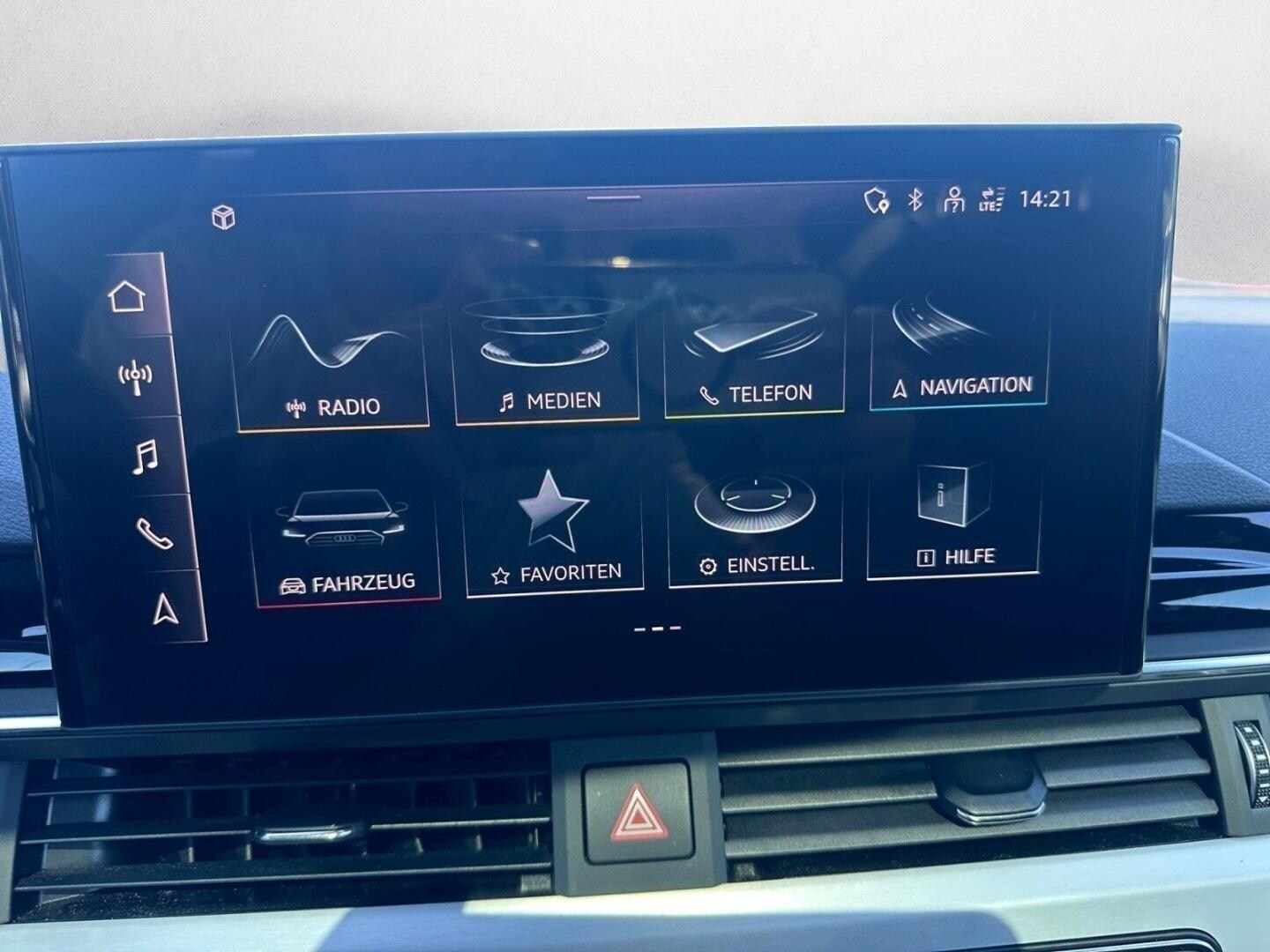 Bild über Audi A4 Avant S line 40 TFSI S tronic - für weitere Informationen kontaktieren Sie den Audi Partner