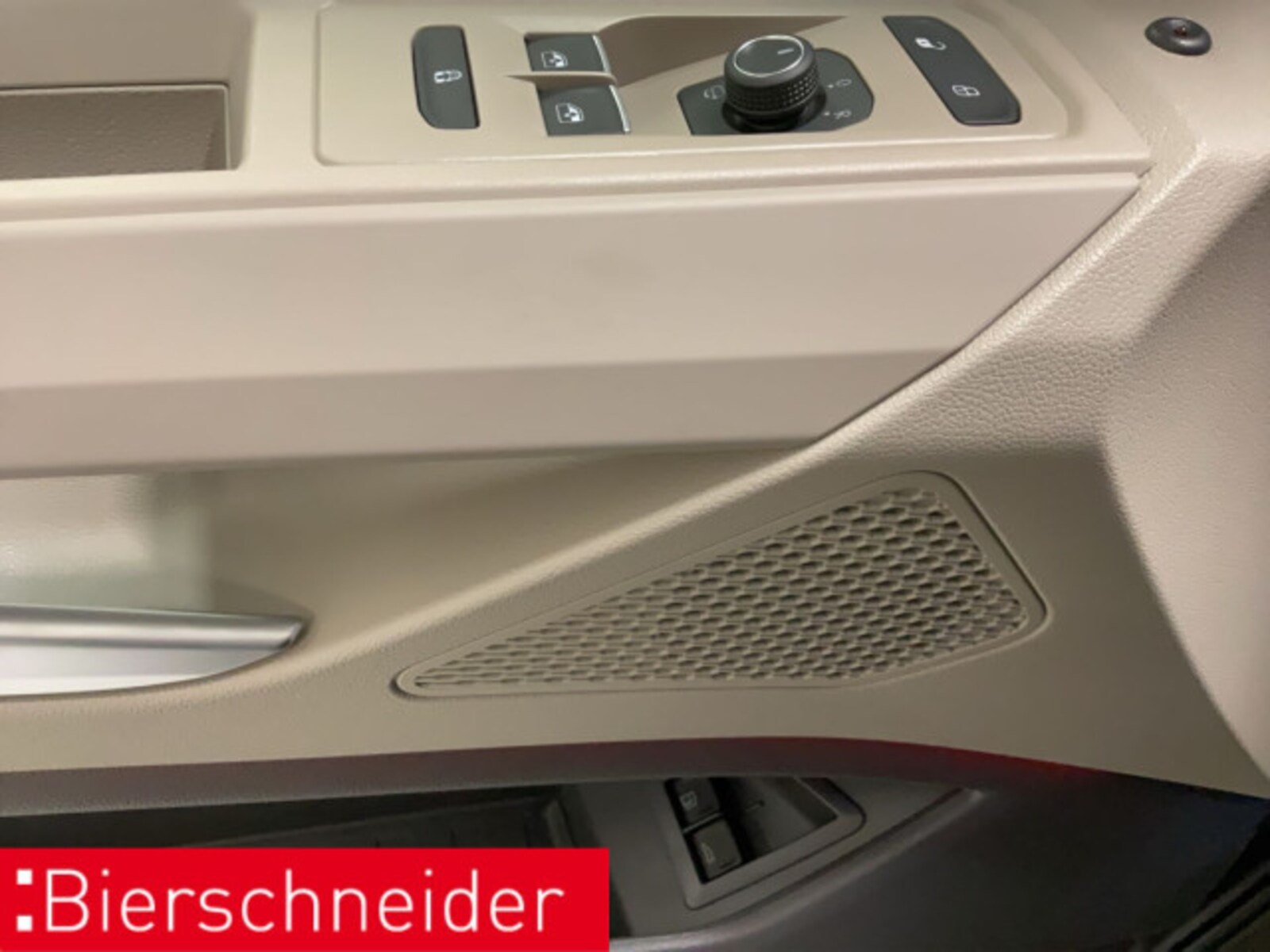 Volkswagen Multivan Langversion – Bild 9