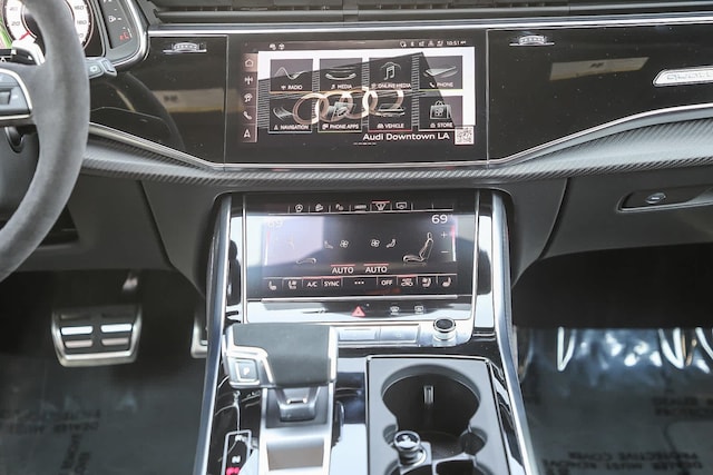 2025 Audi RS Q8 Base - Photo 15
