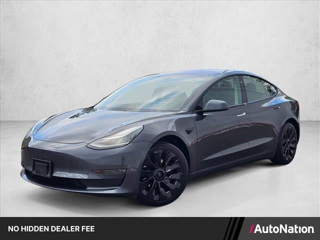 Photo of 2018 Tesla Model 3 