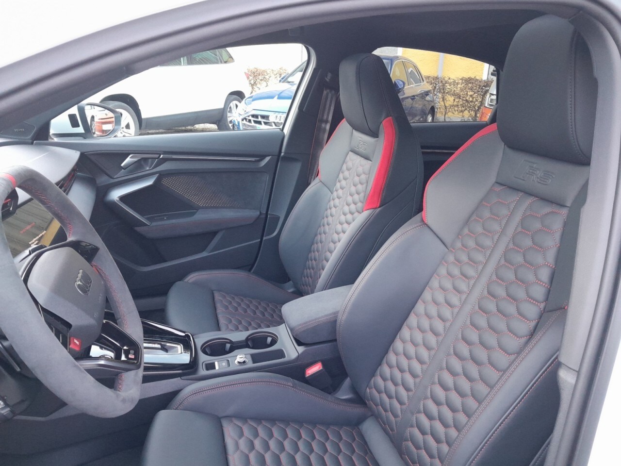 Image about Audi RS 3 Limousine TFSI quattro S tronic
