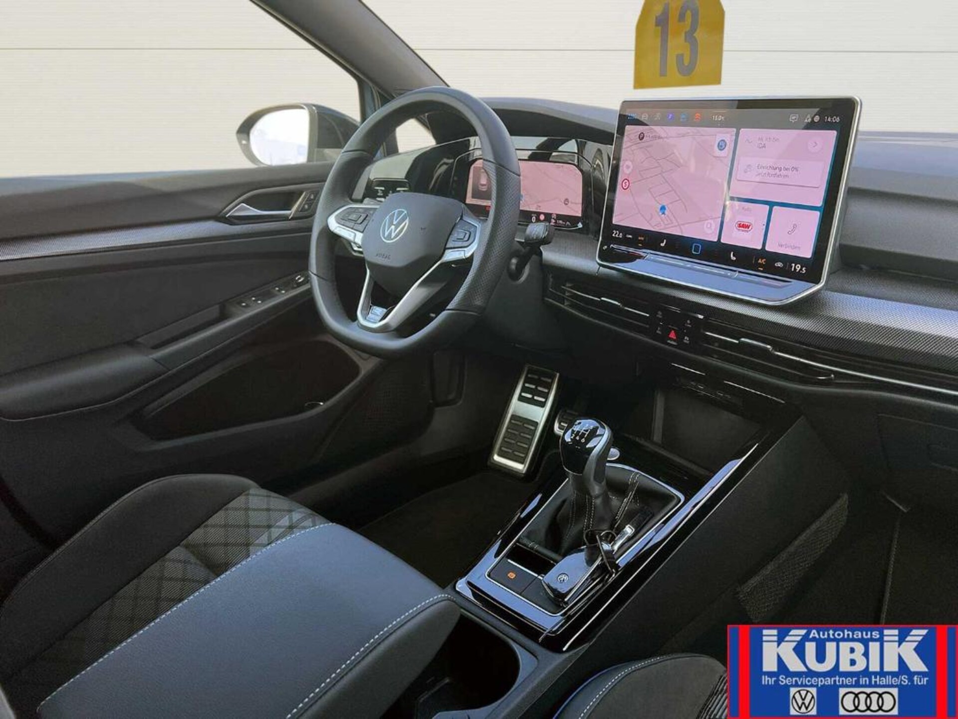 Volkswagen Golf R-Line