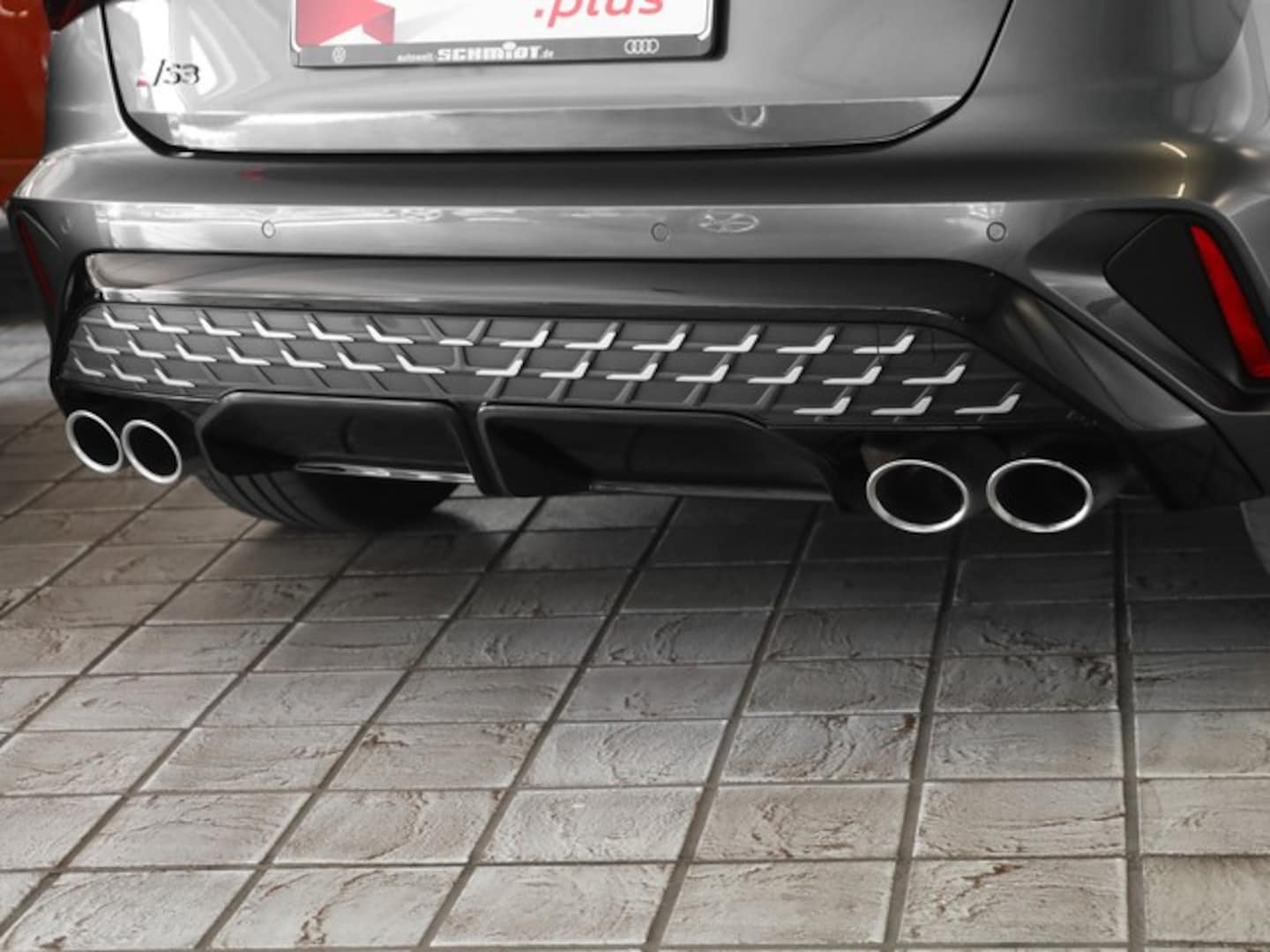 Bild über Audi S3 Sportback TFSI quattro S tronic - für weitere Informationen kontaktieren Sie den Audi Partner