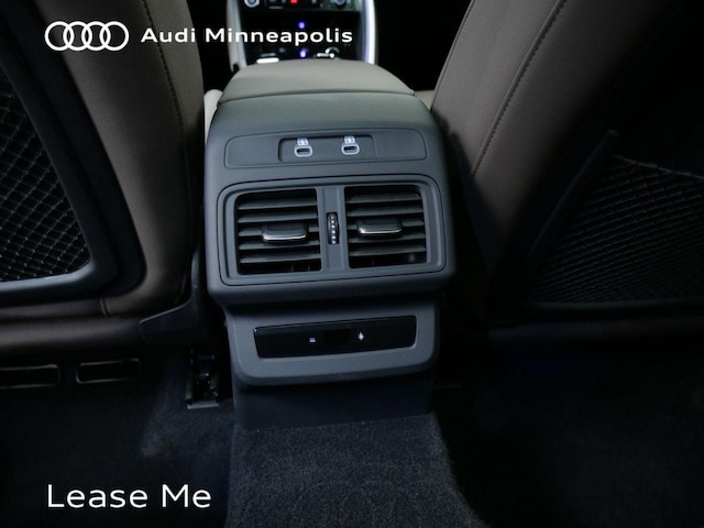 2025 Audi New Q5 Premium Plus - Photo 17