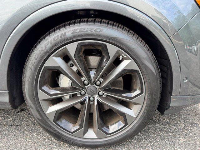 2026 Audi Q7 S Line Premium Plus - Photo 8