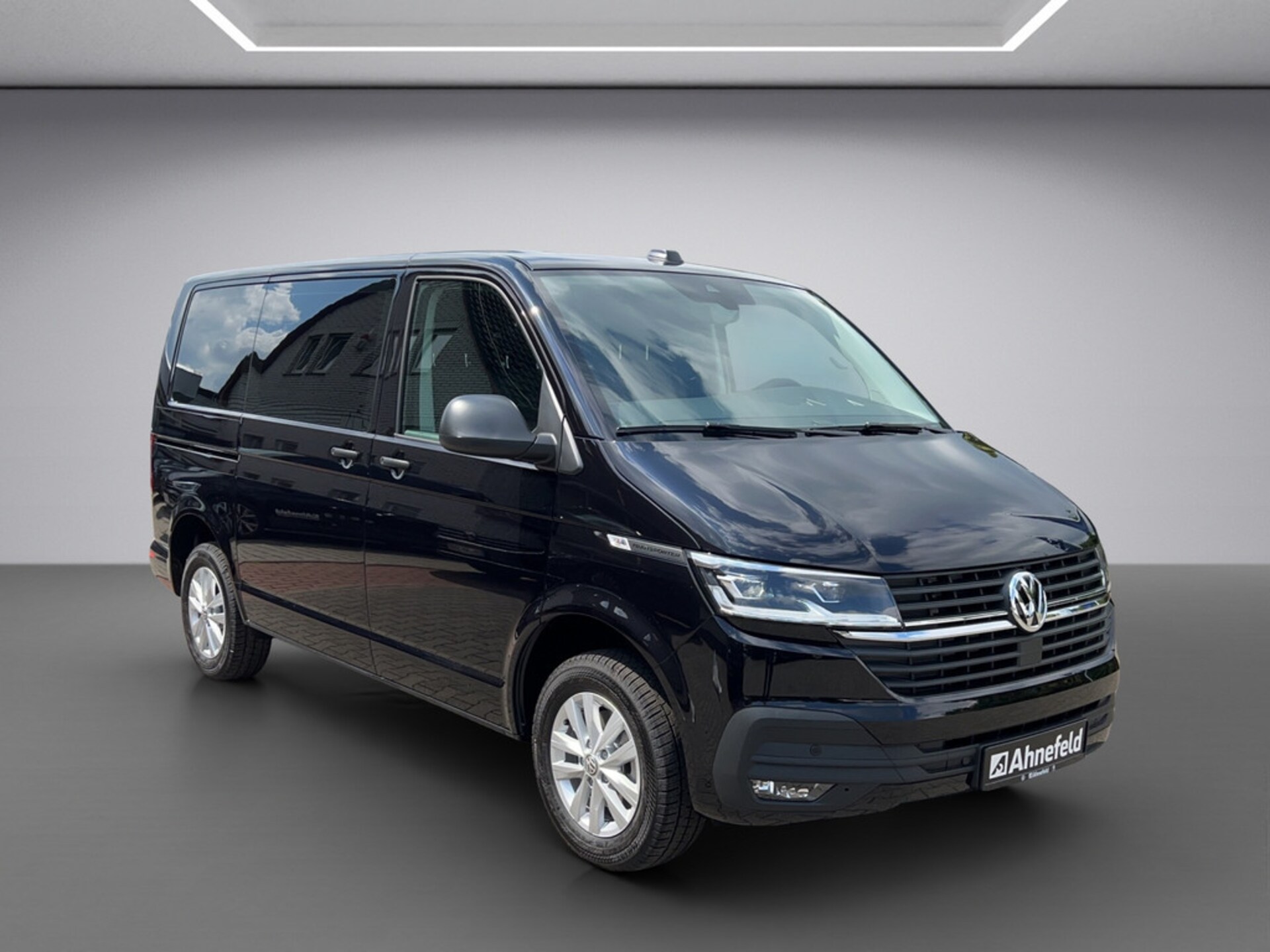 Volkswagen T6.1 Transporter Kombi kurzer Radstand