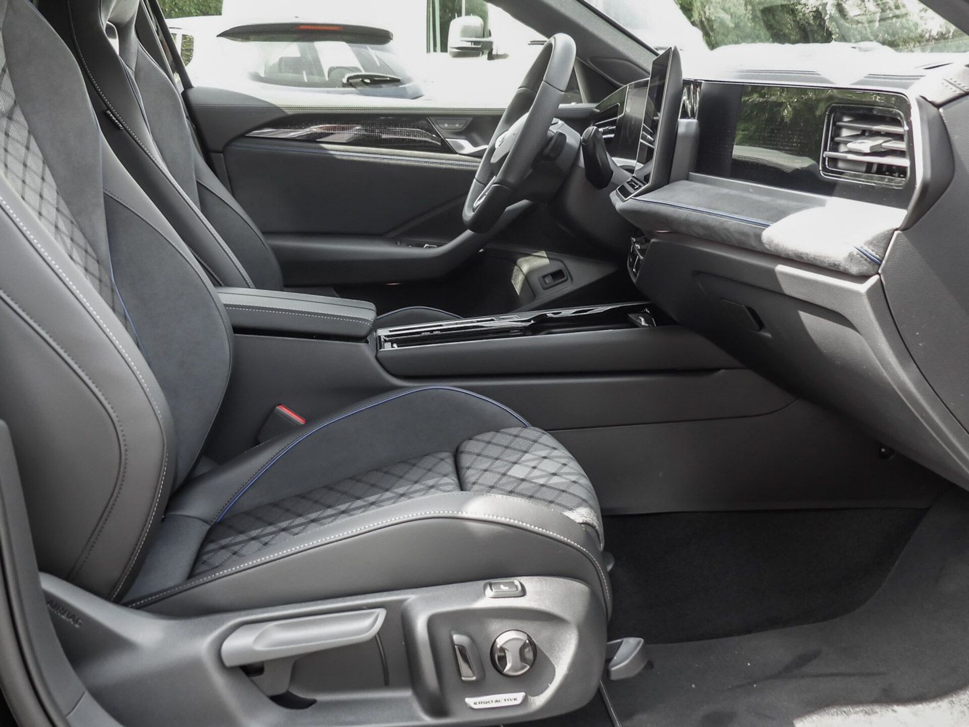 Volkswagen Passat R-Line