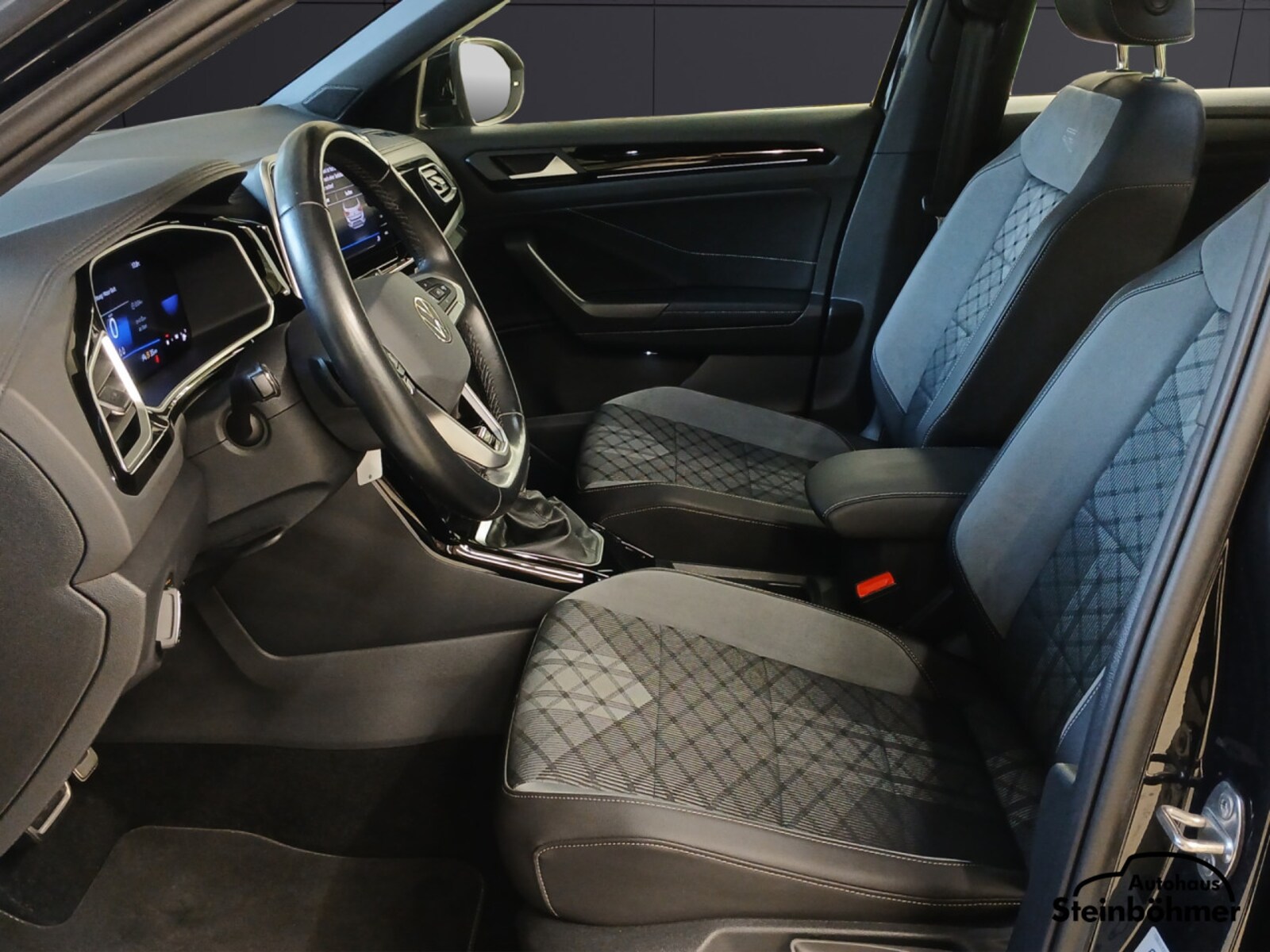 Volkswagen T-Roc – Bild 15