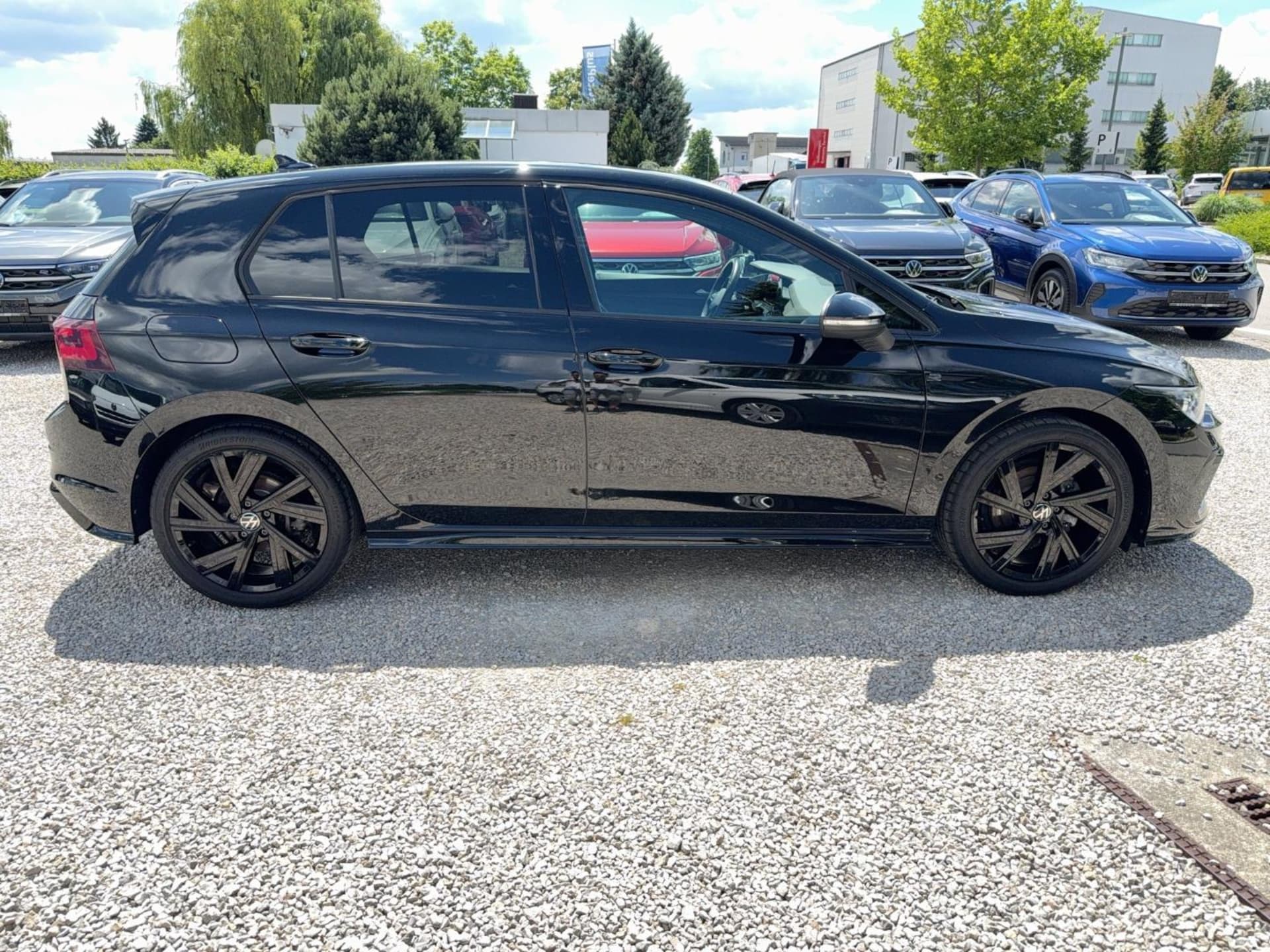 Volkswagen Golf R-Line