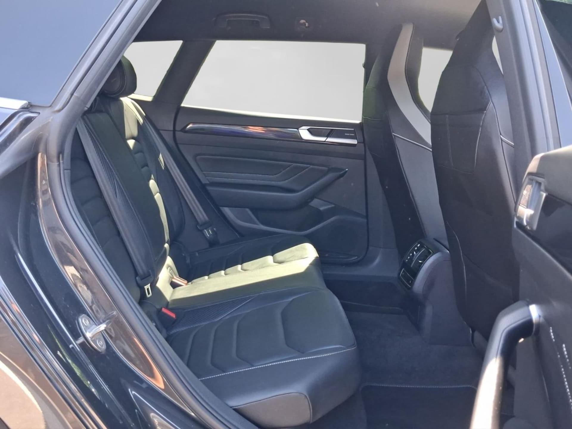 Volkswagen Arteon Shooting Brake R-Line