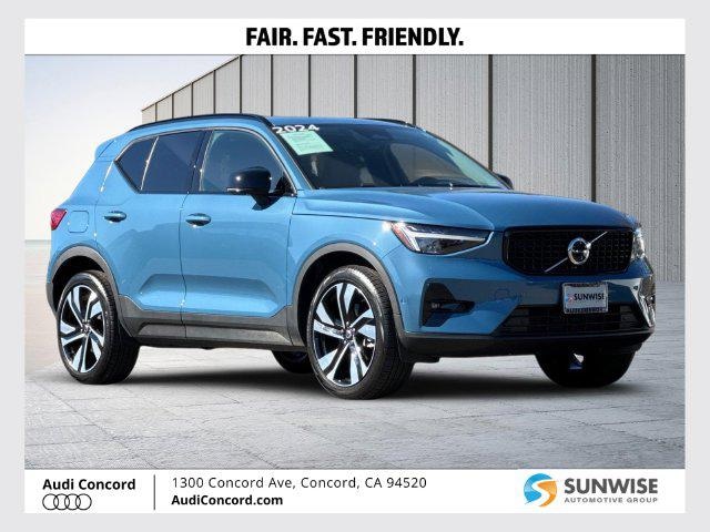 2024 Volvo XC40